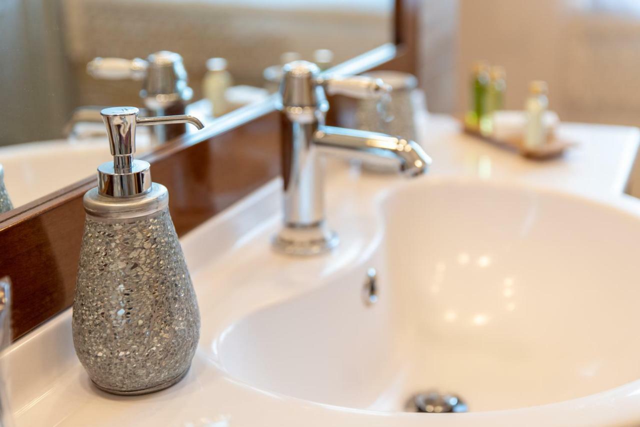 ספליט Unique Luxury Rooms מראה חיצוני תמונה